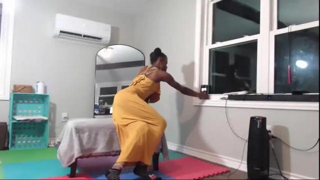 Image 12 of butt3rcup Stream on Chaturbate on 3 months ago