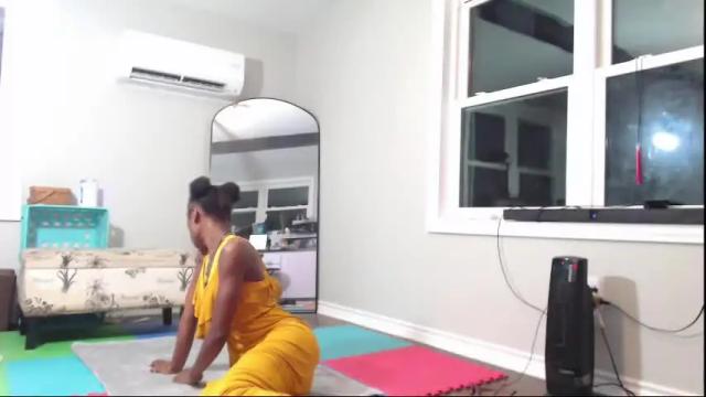 Image 8 of butt3rcup Stream on Chaturbate on 3 months ago