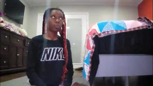 Image 3 of butt3rcup Stream on Chaturbate on 2 months ago