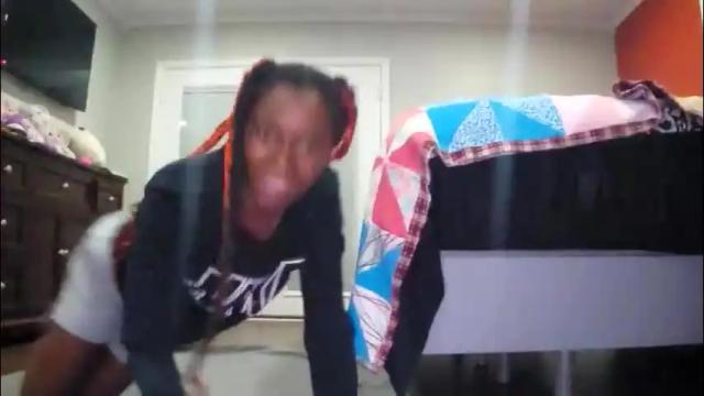 Image 6 of butt3rcup Stream on Chaturbate on 2 months ago