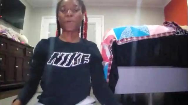 Image 8 of butt3rcup Stream on Chaturbate on 2 months ago