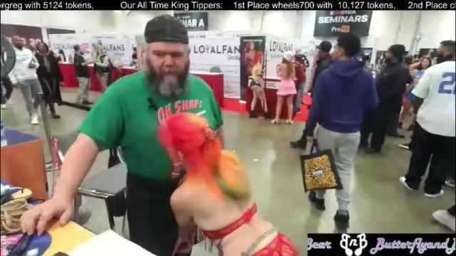 Image 3 of butterflyandbear Stream on Chaturbate on 1 month ago