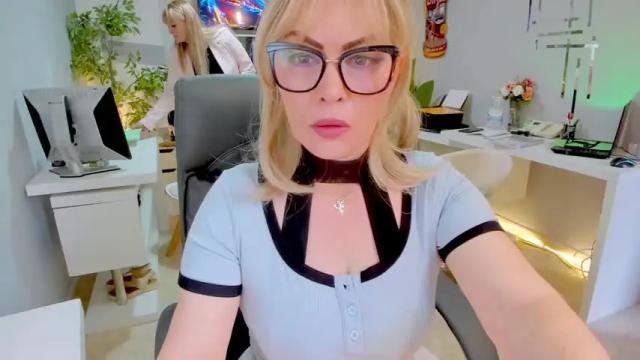 Image 10 of butterflyblue_dream Stream on Chaturbate on 26 days ago