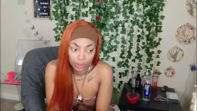 Image 7 of butterflybootyy Stream on Chaturbate on 10 days ago