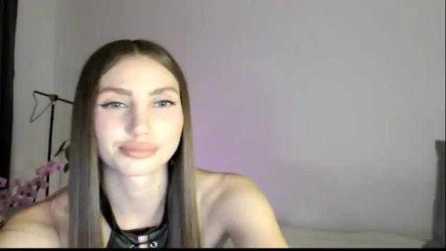 Image 12 of butterflys_ Stream on Chaturbate on 1 month ago