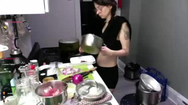 Image 12 of butternoodles Stream on Chaturbate on 18 months ago