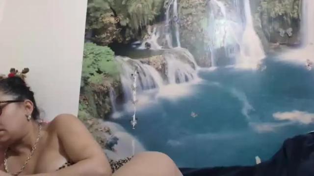 Image 3 of byanna_kevin Stream on Chaturbate on 15 months ago