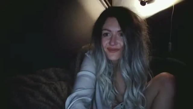 Image 4 of byrdie_love Stream on Chaturbate on 25 months ago