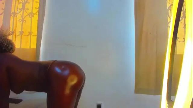Image 11 of cadyfer Stream on Chaturbate on 1 month ago