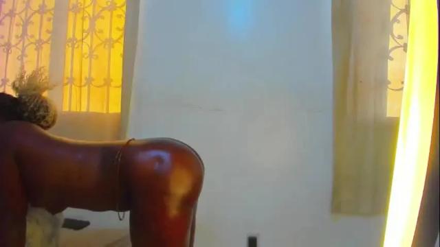 Image 12 of cadyfer Stream on Chaturbate on 1 month ago