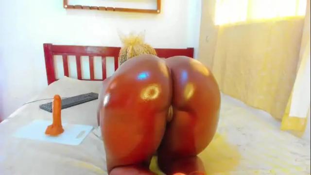 Image 10 of cadyfer Stream on Chaturbate on 28 days ago