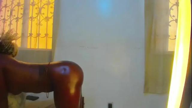 Image 10 of cadyfer Stream on Chaturbate on 24 days ago