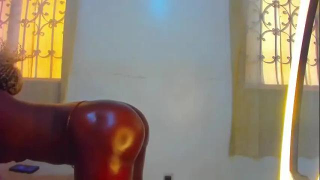 Image 3 of cadyfer Stream on Chaturbate on 28 days ago
