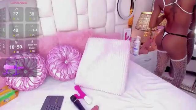 Image 7 of cahitlinbel Stream on Chaturbate on 23 days ago