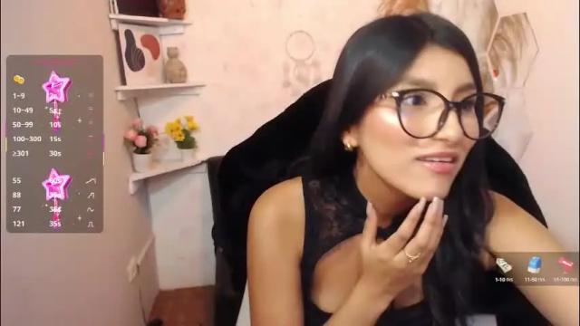 Image 4 of cailee_mansour Stream on Chaturbate on 1 month ago