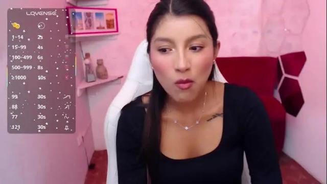 Image 4 of cailee_mansour Stream on Chaturbate on 1 month ago