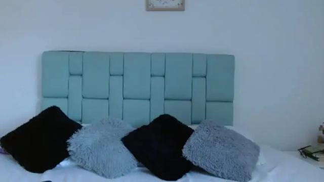 Image 3 of cailyn_briona Stream on Chaturbate on 17 months ago