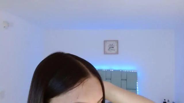 Image 2 of cailyn_briona Stream on Chaturbate on 16 months ago