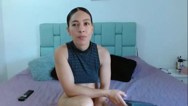 Image 10 of cailyn_briona Stream on Chaturbate on 16 months ago