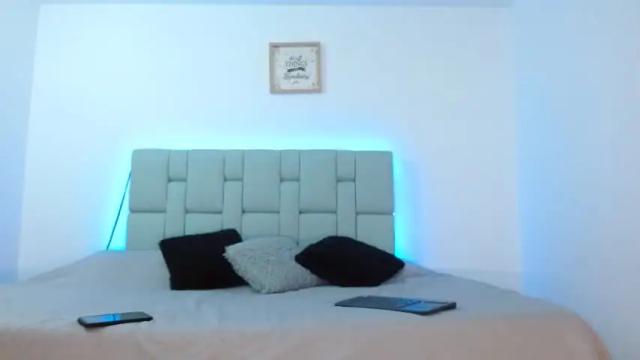 Image 2 of cailyn_briona Stream on Chaturbate on 14 months ago