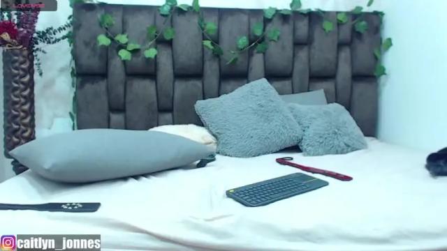 Thumbnail 3, caitlyn_jonnes's Stream at Chaturbate, 17 months ago