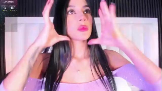 Image 7 of caitlyncouper Stream on Chaturbate on 1 month ago
