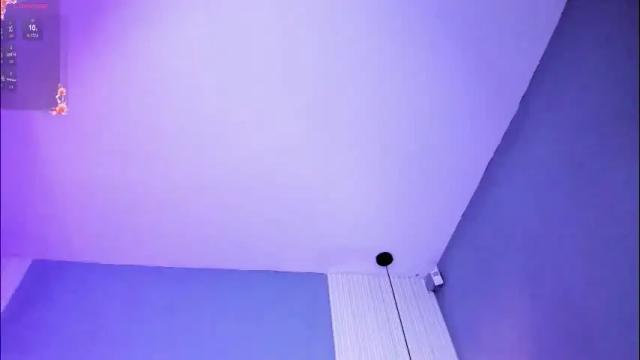 Image 4 of caitlyncouper Stream on Chaturbate on 7 days ago