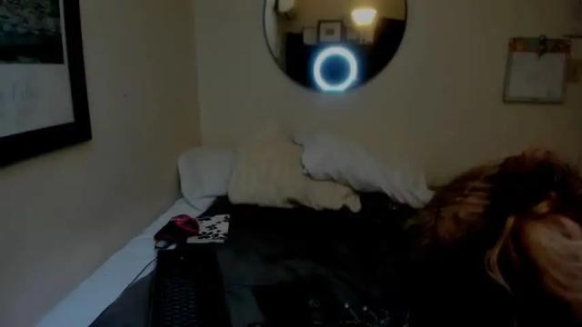 Image 6 of calaentemichele Stream on Chaturbate on 22 months ago