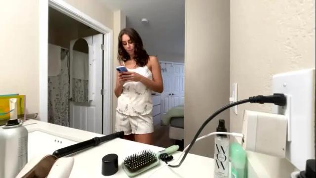 Image 7 of calicambri Stream on Chaturbate on 2 months ago