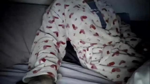 Image 2 of caligirl310r Stream on Chaturbate on 1 month ago