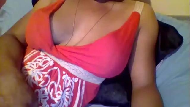 Image 2 of caligirl310r Stream on Chaturbate on 1 month ago