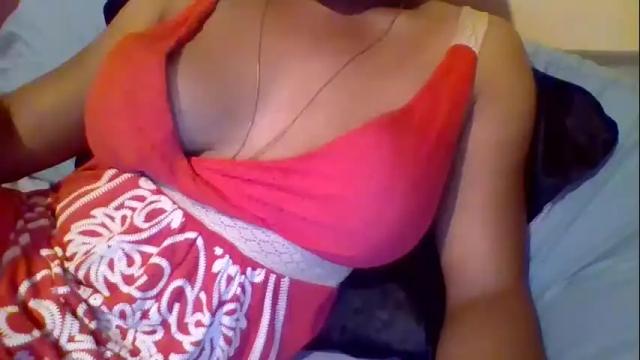Image 3 of caligirl310r Stream on Chaturbate on 1 month ago