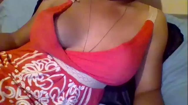 Image 6 of caligirl310r Stream on Chaturbate on 1 month ago