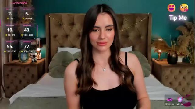 Image 8 of calimoon_ Stream on Chaturbate on 1 month ago