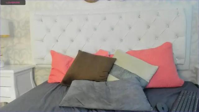 Image 12 of caliope_lee Stream on Chaturbate on 20 months ago
