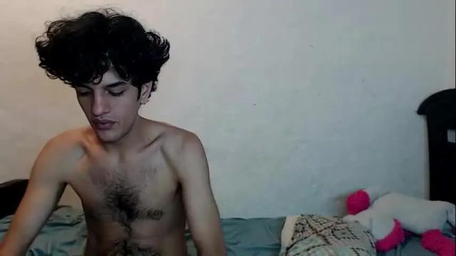 Image 12 of calipso_and_dimitri Stream on Chaturbate on 3 months ago