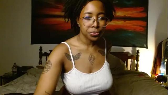 Image 2 of call_me_hedone Stream on Chaturbate on 1 month ago