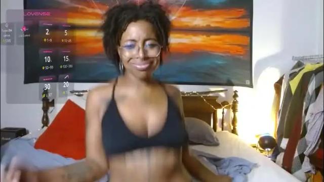 Image 4 of call_me_hedone Stream on Chaturbate on 2 months ago