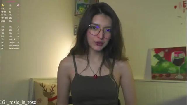Image 7 of call_me_rosie Stream on Chaturbate on 1 month ago