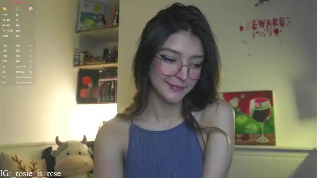 Image 2 of call_me_rosie Stream on Chaturbate on 1 month ago
