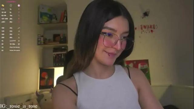 Thumbnail 3, call_me_rosie's Stream at Chaturbate, 17 days ago