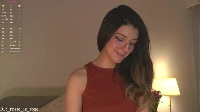 Image 12 of call_me_rosie Stream on Chaturbate on 8 days ago