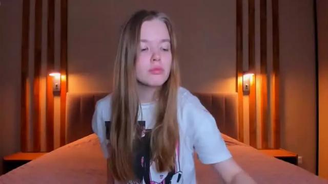 Image 12 of call_me_sandra Stream on Chaturbate on 18 months ago