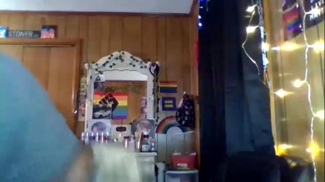 Image 2 of callherpretty Stream on Chaturbate on 18 months ago