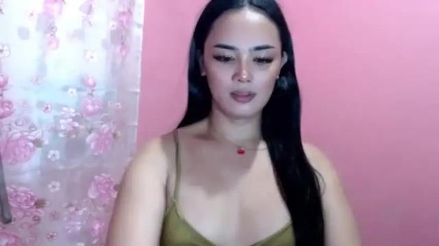 Image 2 of callme_christinexxx Stream on Chaturbate on 1 month ago