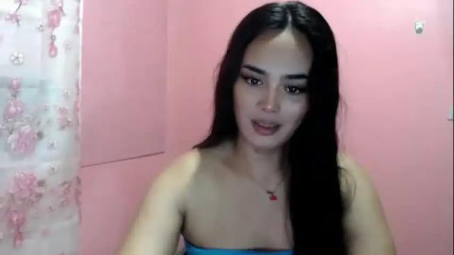 Image 3 of callme_christinexxx Stream on Chaturbate on 1 month ago