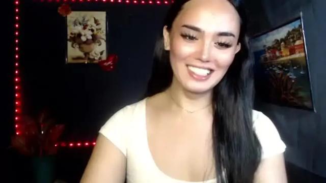 Image 2 of callme_christinexxx Stream on Chaturbate on 1 month ago