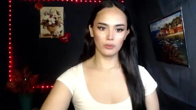 Image 7 of callme_christinexxx Stream on Chaturbate on 1 month ago