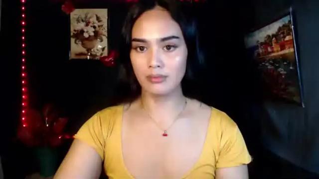 Image 8 of callme_christinexxx Stream on Chaturbate on 1 month ago