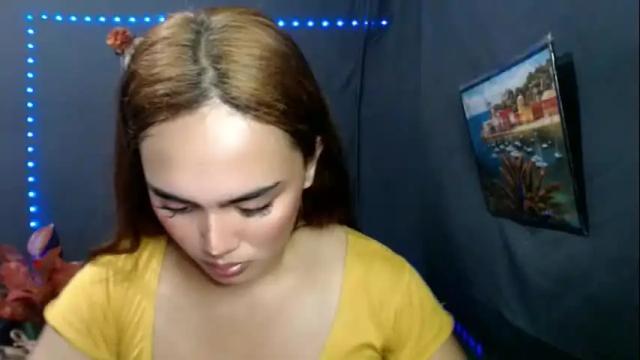 Image 10 of callme_christinexxx Stream on Chaturbate on 12 days ago